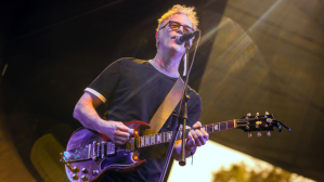 3 Legendary One-Hit Wonders From the 1990s (And Their Other Songs You Need To Hear)