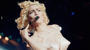 3 Pop Hits From the 1990s That Were Weirdly Risky for the Artists