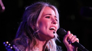 33-Year-Old Country Singer Reveals Cancer Diagnosis