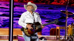 One Last Gift: Alan Jackson’s Final Concert Will Live On as a New Album