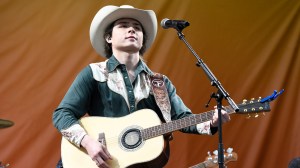 ‘American Idol’ Alum John Foster Reveals Mom’s Sweet Connection to Don Williams at Tribute Concert for Country Legend
