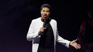 Lionel Richie Taken to Hospital via Ambulance After Cutting Show Short