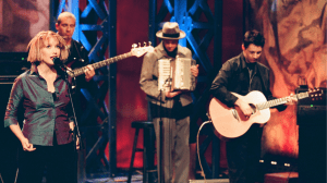 3 Songs From the 1990s That Owe More to Country Music Than Fans Realize