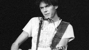 The Passing Comment That Inspired This Iconic Neil Young Album (And Summarized His Entire Artistic Ethos)