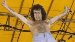 Rob Halford and the Rock Music Community Remember One of the “Greatest Frontman in Rock and Roll History”
