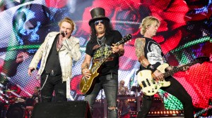 Watch Guns N’ Roses Unleash “Welcome to the Jungle” at Illinois Tour Stop