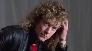 Remember When Robert Plant Sampled Himself From the Led Zeppelin Days for a Big Solo Hit in 1988?