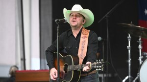 “I Let Down My Band, My Crew, and Most Importantly God”: Country Star Returns to the Stage Sober After Rehab