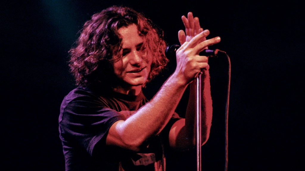 3 Grunge Stars’ First Bands That Never Became Famous