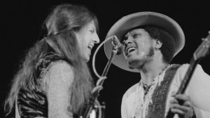 3 Soft Rock Songs That Defined Summer for Millions of Americans in 1974