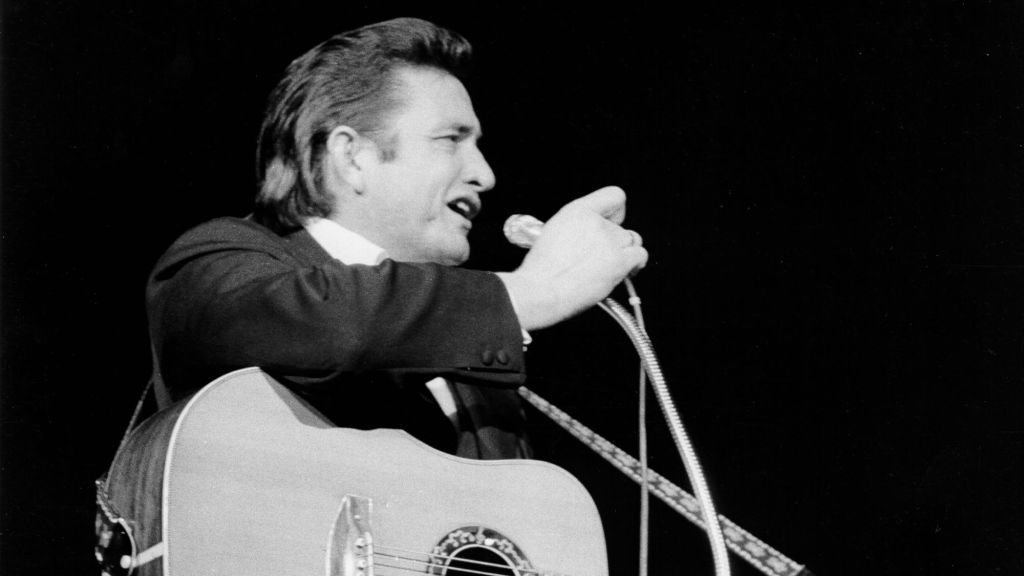 4 Johnny Cash Lyrics That Still Stop Us in Our Tracks