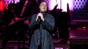 Vince Gill Welcomes Rising Country Star to the Grand Ole Opry for a Heartfelt Duet Inspired by Amy Grant