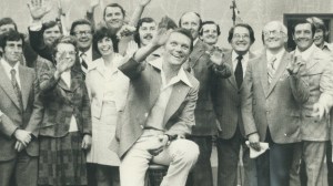 Country Music Mourns the Loss of the “Country Gentleman,” Dead at 89