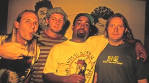 Most People Don’t Know This Iconic Singer Is on Hootie & The Blowfish’s First Big Hit From 1994