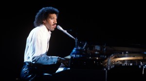 Remember When Lionel Richie Released His First Solo Single in 1982?