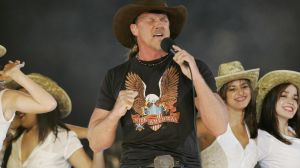 4 Country Songs That Make Me Appreciate How Direct We Were in the Mid-2000s