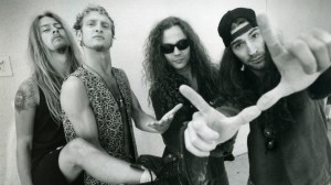3 Grunge Songs That Proved Rock Fans Were Ready for Something Unpolished and Authentic in the 90s
