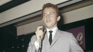 3 Songs From 1962 That Teens Couldn’t Stop Playing in Their First Car