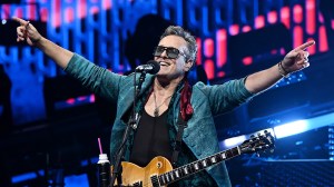 Def Leppard Legend Reveals Cancer Has Returned After Donor Transplant “Didn’t Stick”