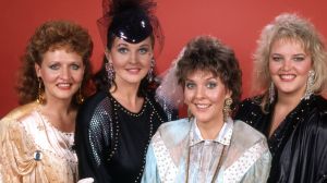 4 of the Best Country Songs Turning 40 This Year