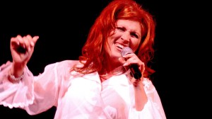 4 Country Songs From 1998 That Every 90s Kid Still Knows by Heart Today