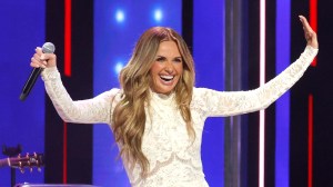 “Uh Oh, This Is Not Going to Be Good”: Carly Pearce Recalls the Night She Knew She Was Too Drunk to Take the Stage