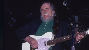 Johnny Paycheck’s Son Honors Dad’s Longtime Friend George Jones With 60-Year-Old Classic at Nashville’s No. 1 Honky-Tonk