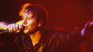 3 Rock Songs From 1985 You Heard While Shopping at the Mall With Your Friends
