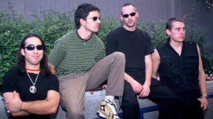 3 Rock Songs From 1997 You Heard While Shopping at the Mall With Your Friends