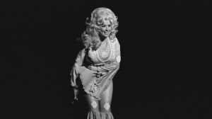On This Day in 1968, Dolly Parton Began Recording the Album That First Took Listeners Back to Her Smoky Mountain Childhood