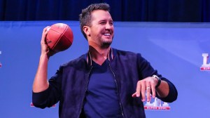 Luke Bryan Helping Kick Off the NFL Season With Special Performance Ahead of Seahawks-Patriots