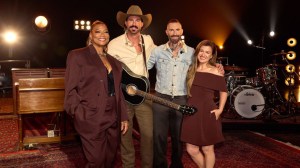 ‘The Voice’ Coaches Riley Green, Kelly Clarkson, Adam Levine, and Queen Latifah Join Forces for Soulful Take on a 60s Rock Classic