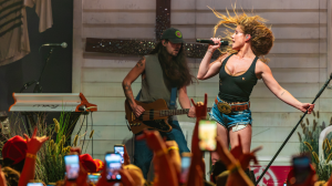 Review: Slayyyter Brings Back the Kind of Pop Show You Have To Experience With a Nashville Tour Stop