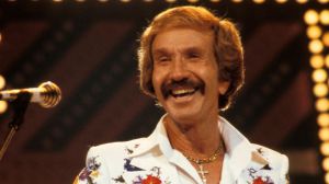 Born 101 Years Ago Today in Arizona, the Grammy-Winning Western Balladeer and NASCAR Driver Who Sent 17 Songs to No. 1