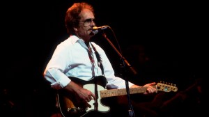 Merle Haggard’s Bus Driver Helped Him Write This No. 1 Single From 1982