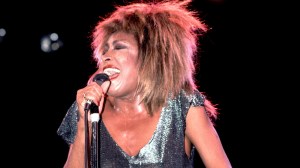Tina Turner Had a Big Hit in 1984 With a Song Mark Knopfler Wrote for Dire Straits