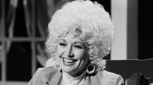 On This Day in 1982, a Dolly Parton Classic Became the First Song to Top the Country Charts Twice