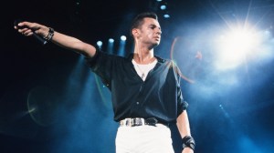 3 Pop Songs From the 1990s That Still Sound Fresh, Despite Being 30+ Years Old