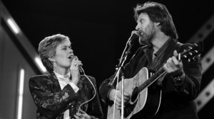 3 Classic Country Songs That Remind 70s Teens of Being Young