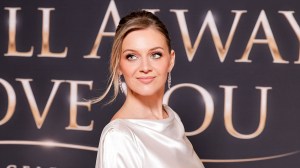 Kelsea Ballerini Makes a Beloved Pop Country Classic Her Own at Dolly Parton CMA Tribute