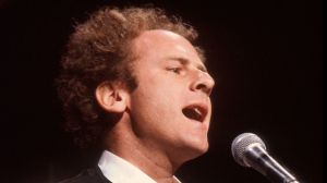 51 Years Ago Today, Art Garfunkel Took a 41-Year-Old Love Song to No. 1 Without Paul Simon